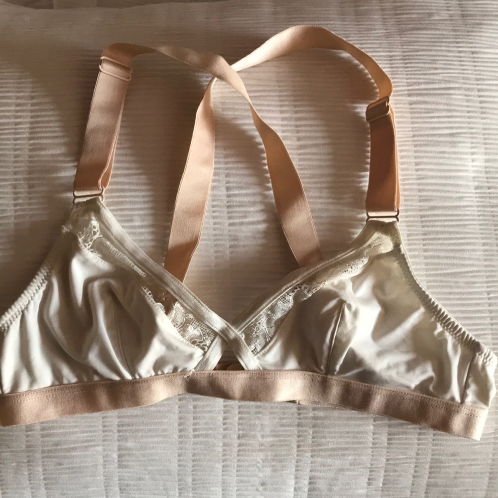Dainty Nude/Cream Bralette